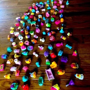 130 shopkins